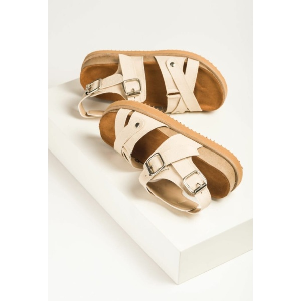 ART. 140 PEPPER SHOES